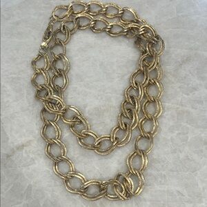 Vintage Gold Toned Textured Link Necklace W/ Toggle Closure